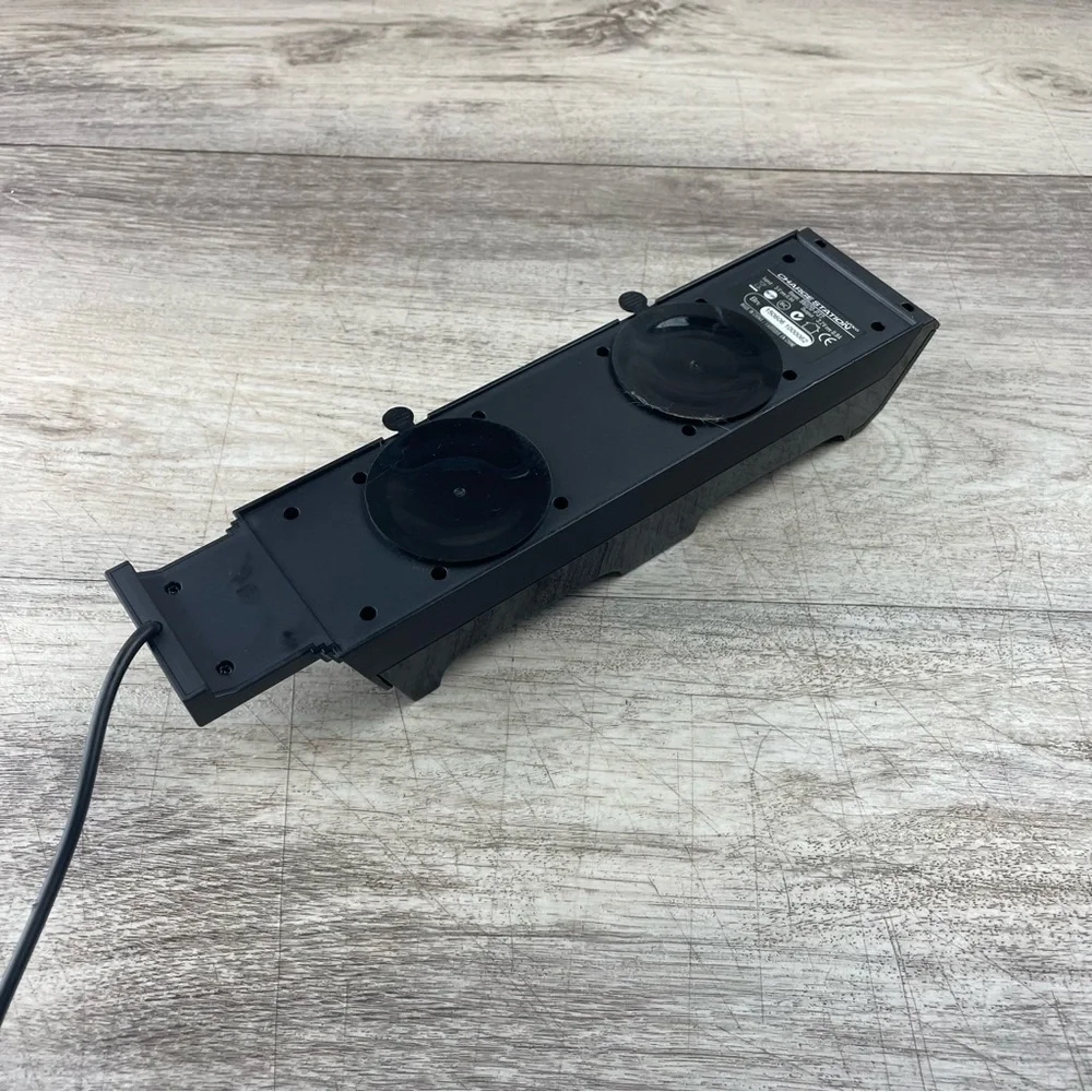 Nyko Xbox One Dual Charge Station Model 86120-P37 USB